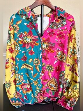 Cino button down mixed print top size large